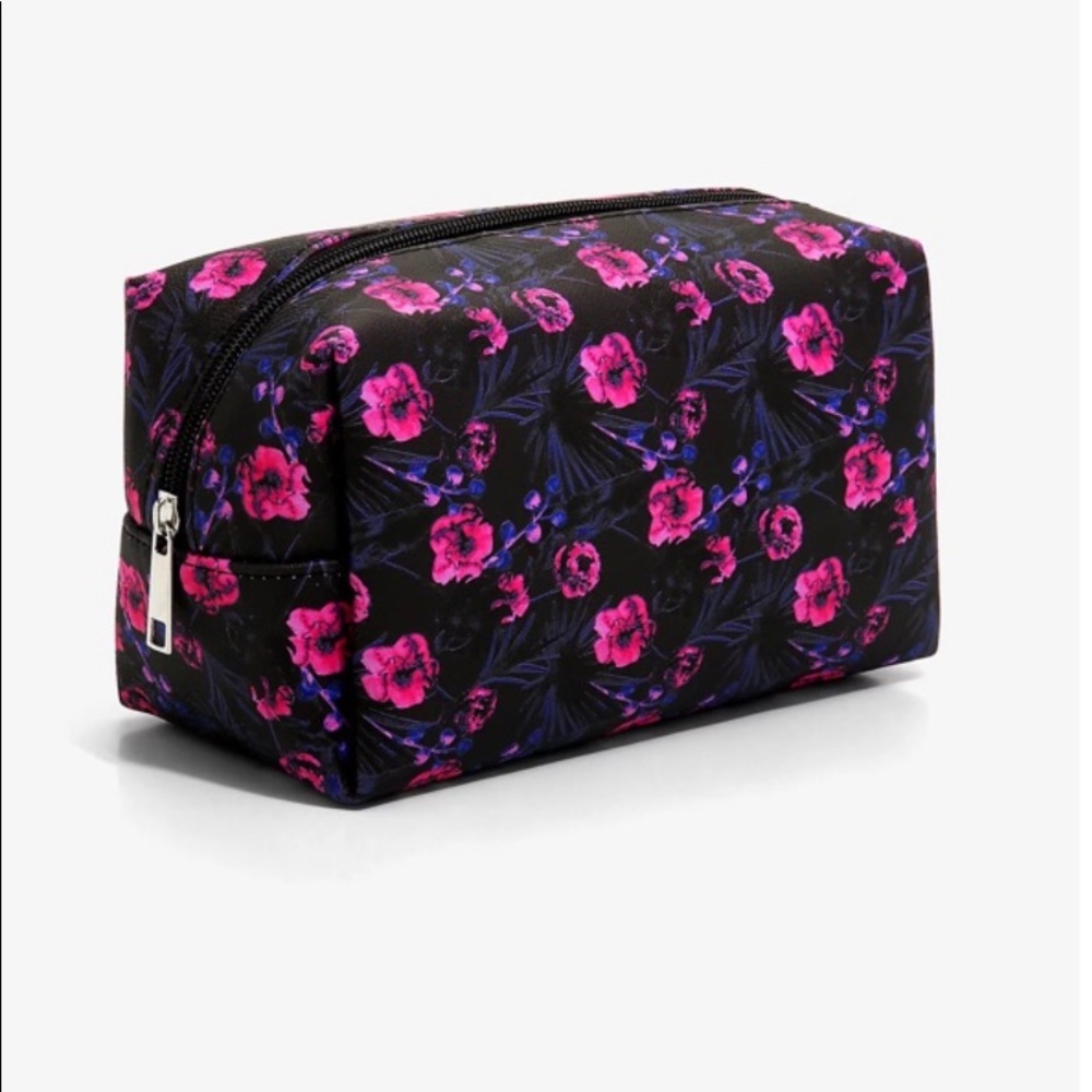 Make -Up Bag, Cosmetics